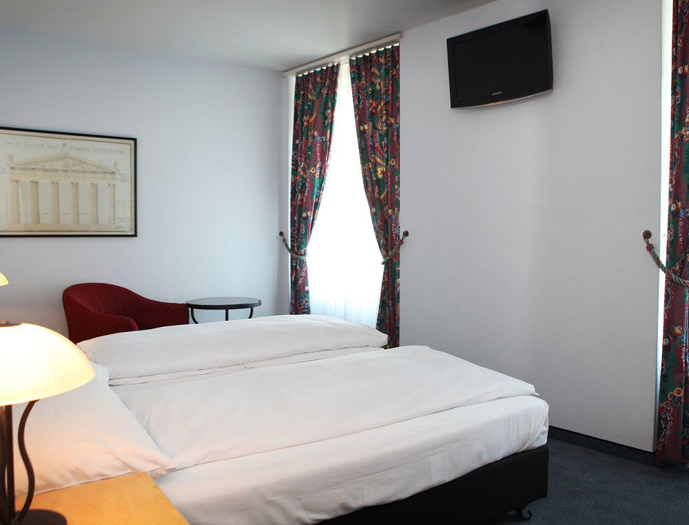 Hotel Montana [Ex. Best Western]