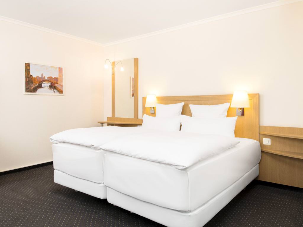 Nh Zurich Airport Hotel