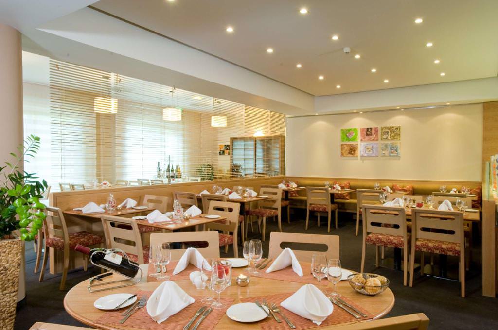 Nh Zurich Airport Hotel