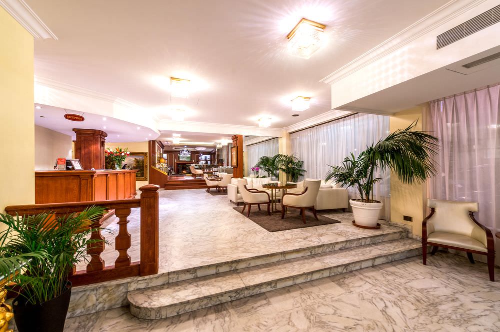 Hotel Century
