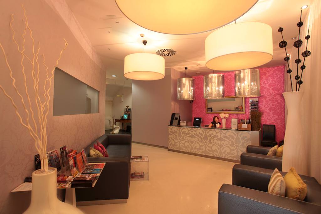 Friday Hotel