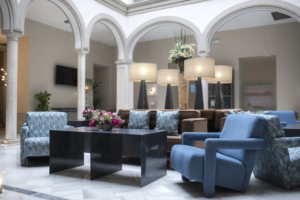 Hotel Petit Palace Marques Santa Ana