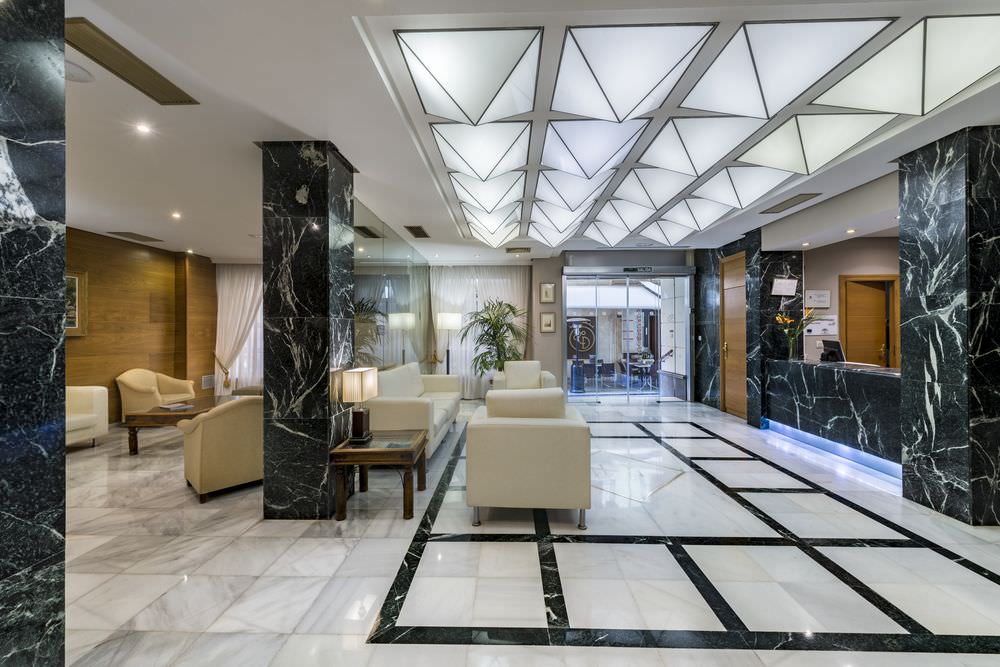 Navas Hotel