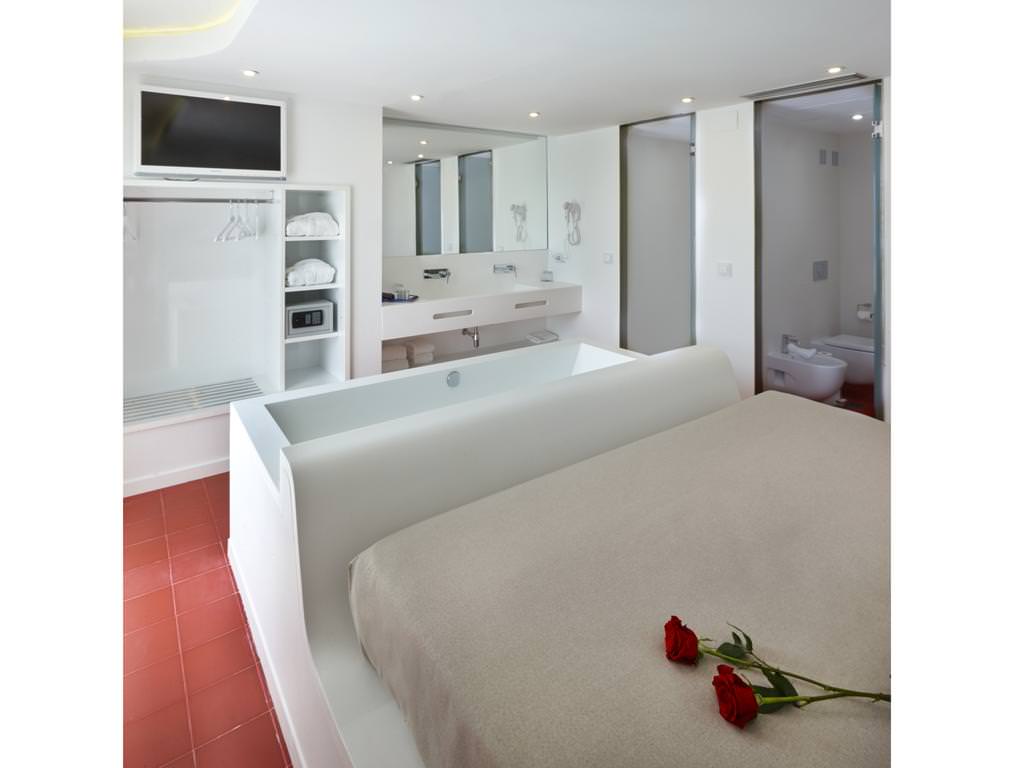 Granada Five Senses Rooms ＆ Suites