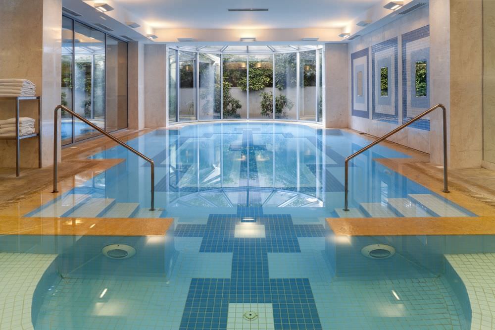 Holiday Inn Athens Attica Av. Airport West