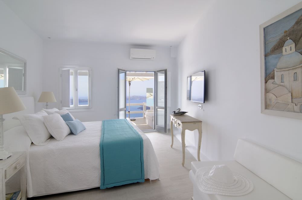 Aqua Luxury Suites