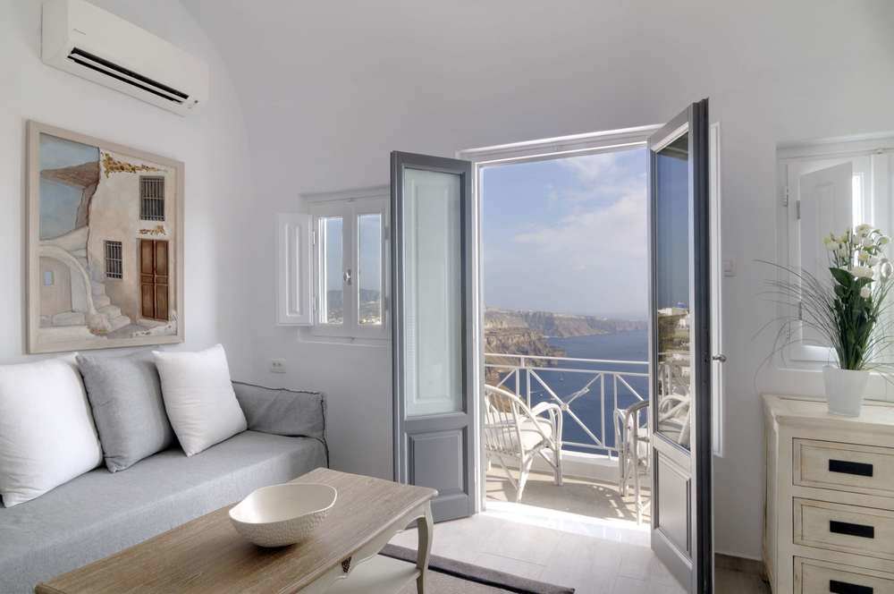 Aqua Luxury Suites