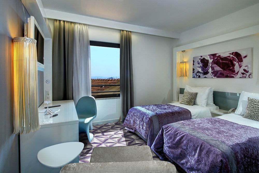 Hotel Luxe