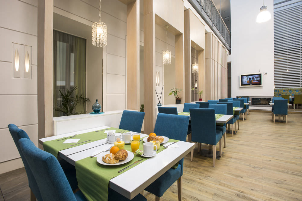 Atrium Fashion Hotel