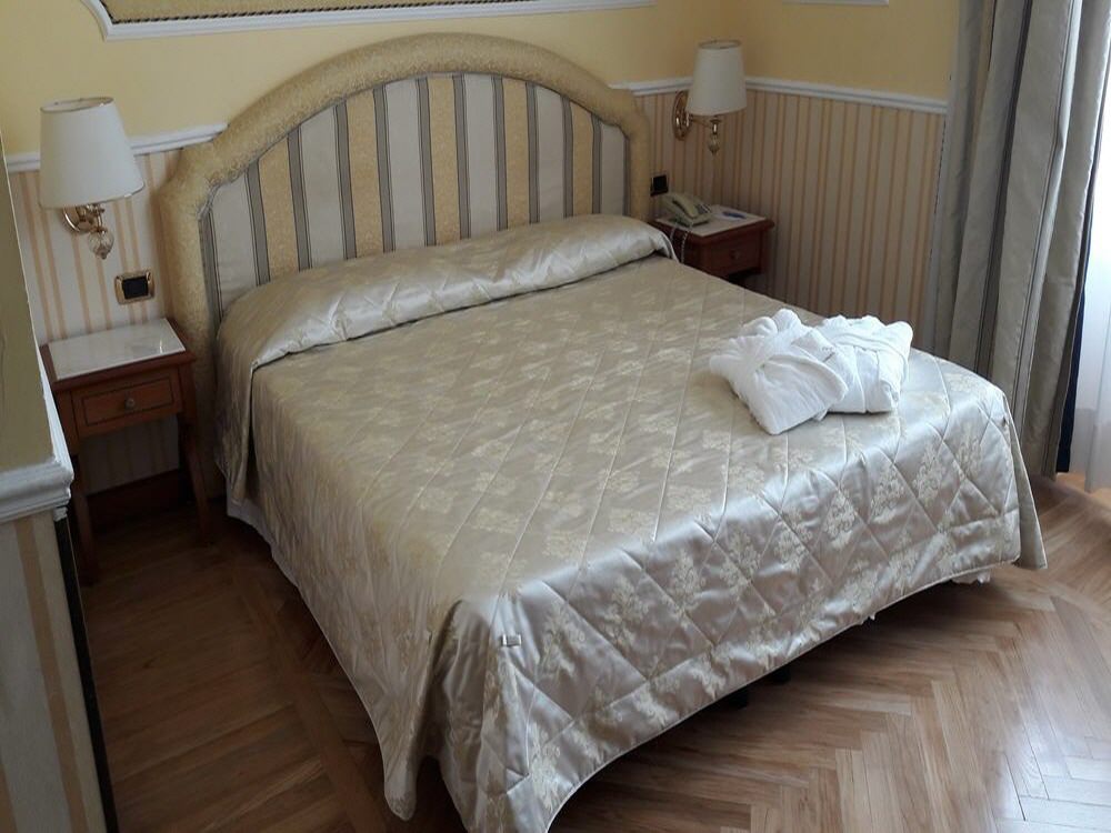 Andreola Central Hotel