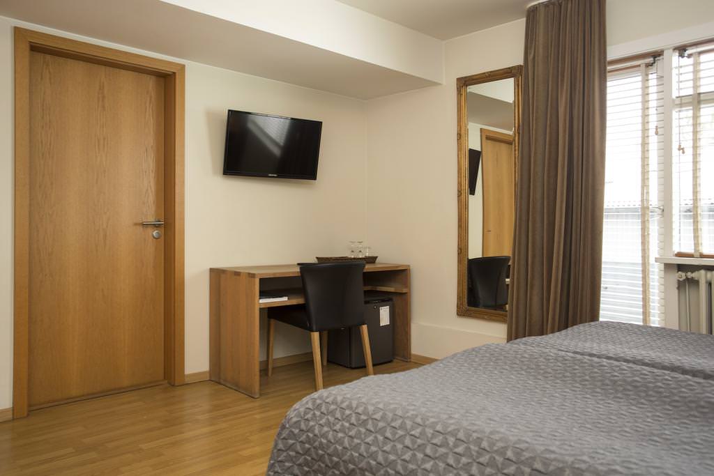 Hotel Fron