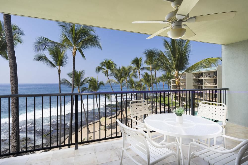Aston Kona By The Sea