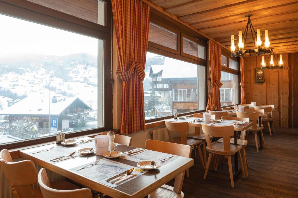 Jungfrau Lodge Swiss Mountain Hotel