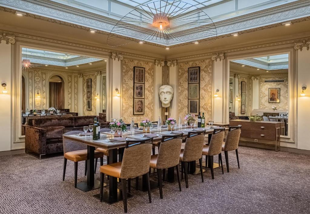 Best Western Premier Le Swann