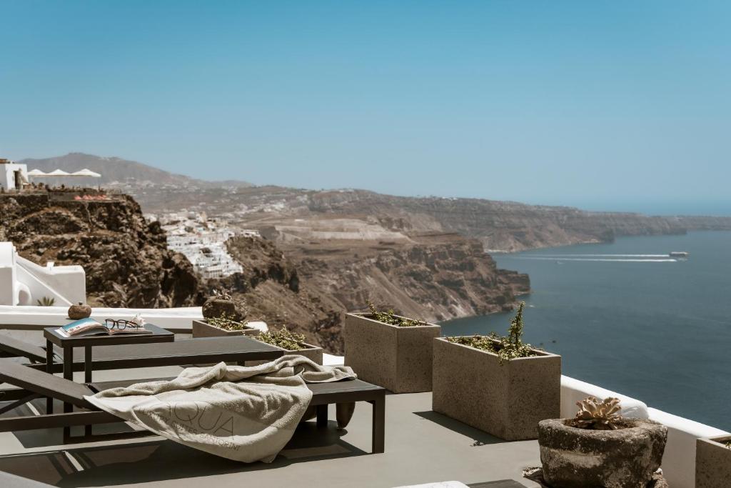 Aqua Luxury Suites - 이메로비글리