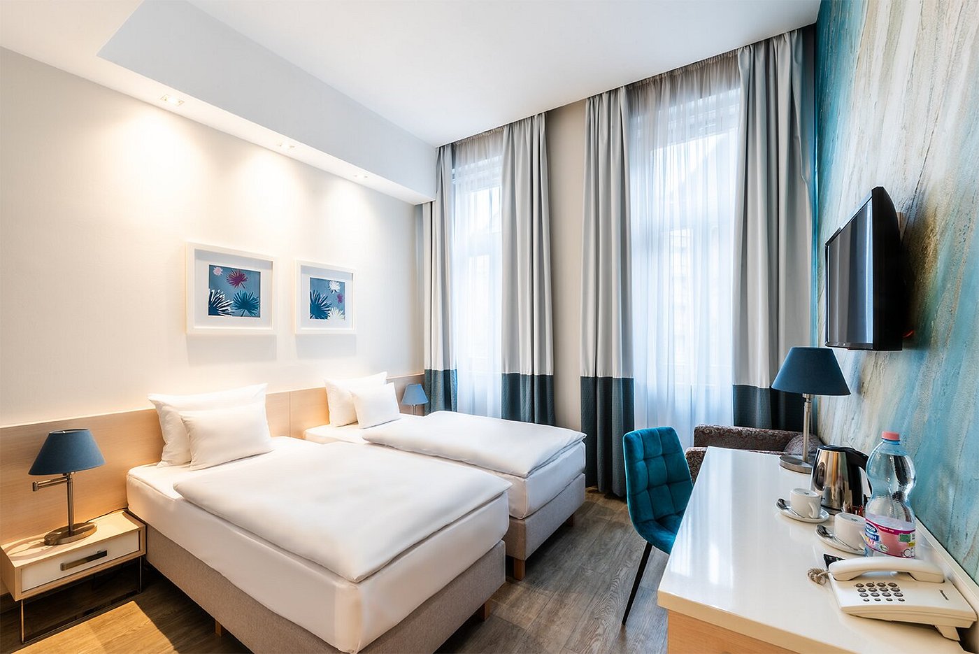 Atrium Fashion Hotel