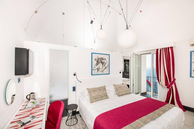 Positano Art Hotel Pasitea - 포지타노 절벽가 위치